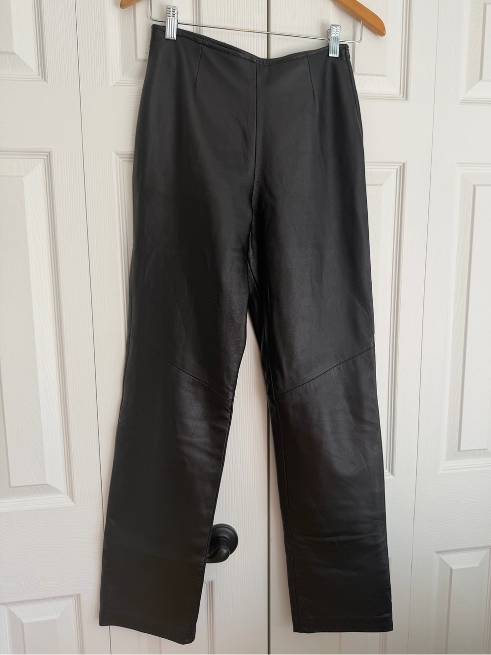 Women’s Vintage Danier Black Genuine Leather Straight-Leg Pants Size 2
